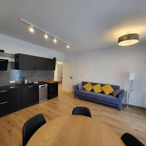 Apartament Duzy Apartament W Centrum - 3 Pokoje - Garaz, Wrocław